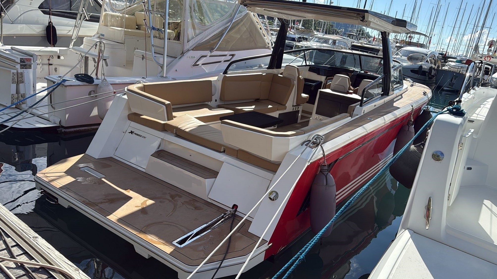 X-Power 33C Cuddy Cabin