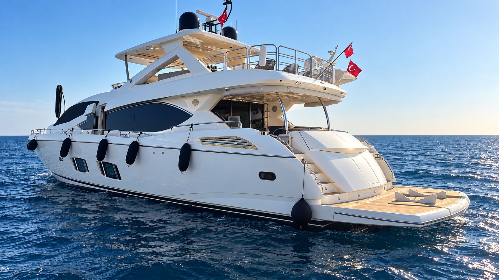 Sunseeker 88 Yacht